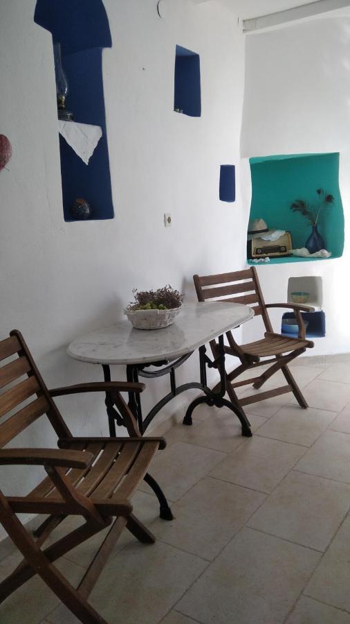 Traditional Renovated House In The Centre Of Anafi Exteriör bild