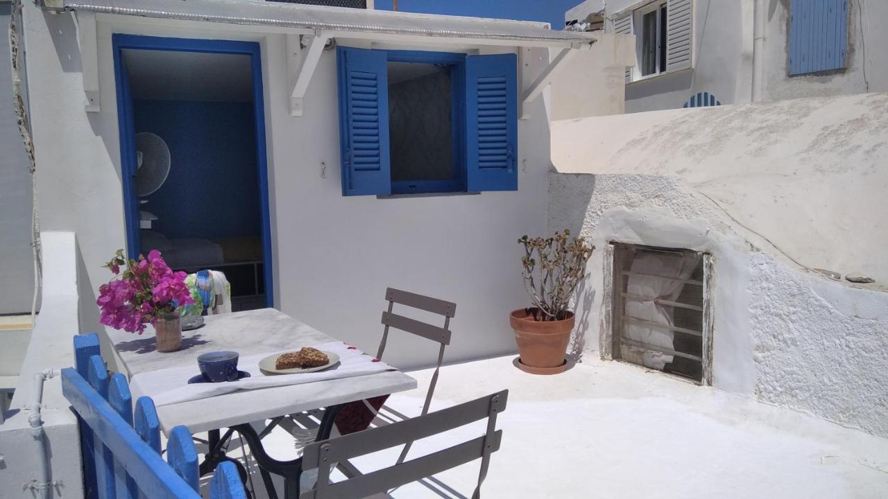 Traditional Renovated House In The Centre Of Anafi Exteriör bild